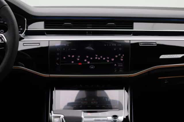 Audi A8 (2025) thumbnail 11