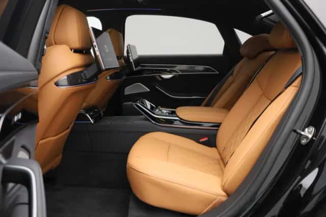 Audi A8 (2025) thumbnail 14