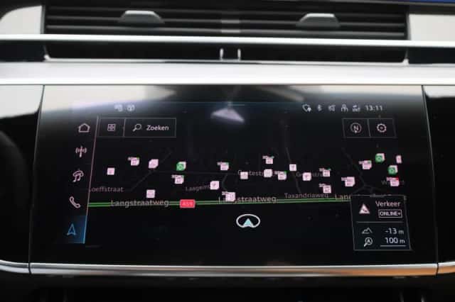Audi A8 (2025) thumbnail 16