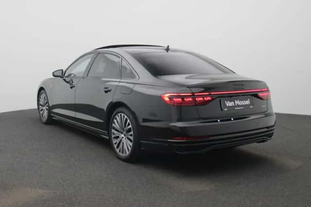 Audi A8 (2025) thumbnail 3
