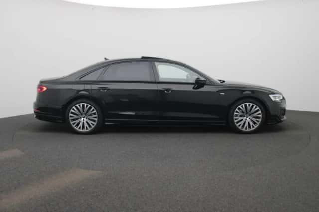 Audi A8 (2025) thumbnail 6