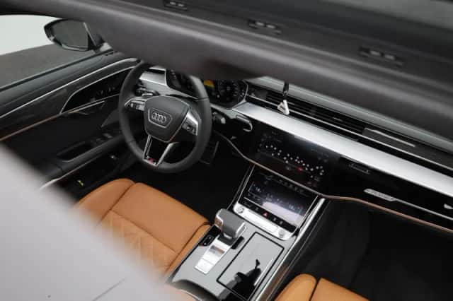 Audi A8 (2025) thumbnail 53