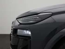 Audi Q6 e-tron thumbnail 8