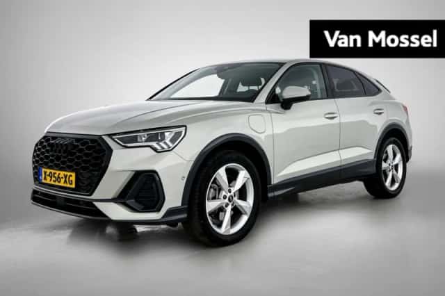 Audi Q3 (2024) thumbnail 1