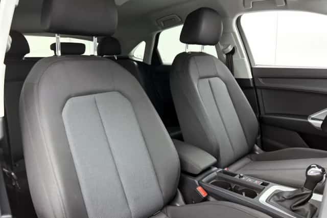 Audi Q3 (2024) thumbnail 17