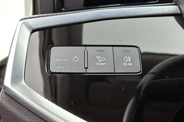 Audi Q3 (2024) thumbnail 25