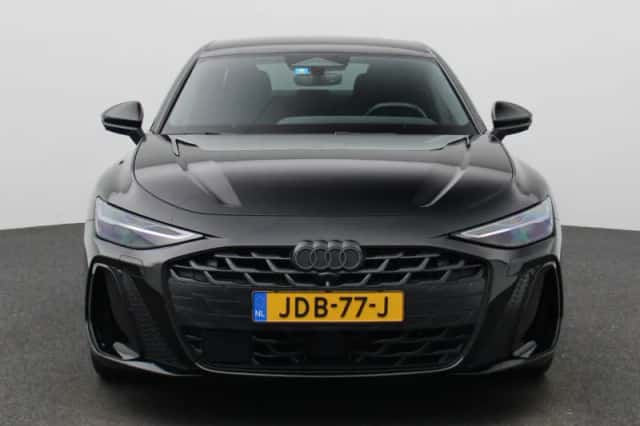 Audi A6 (2025) thumbnail 3