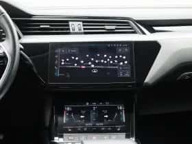 Audi e-tron thumbnail 22