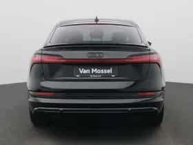 Audi e-tron thumbnail 5