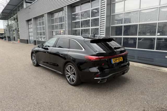 Audi A5 (2025) thumbnail 2