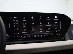 Audi Q6 e-tron thumbnail 33