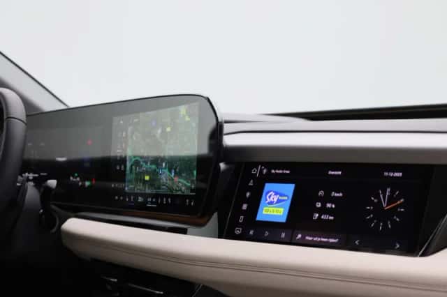 Audi Q6 e-tron (2025) thumbnail 52