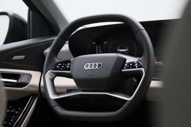Audi Q6 e-tron (2025) thumbnail 56