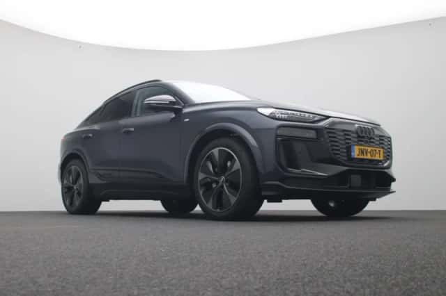 Audi Q6 e-tron (2025) thumbnail 58