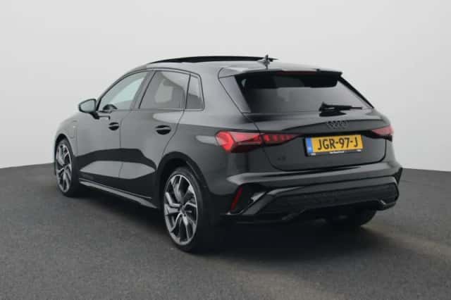Audi A3 (2025) thumbnail 3