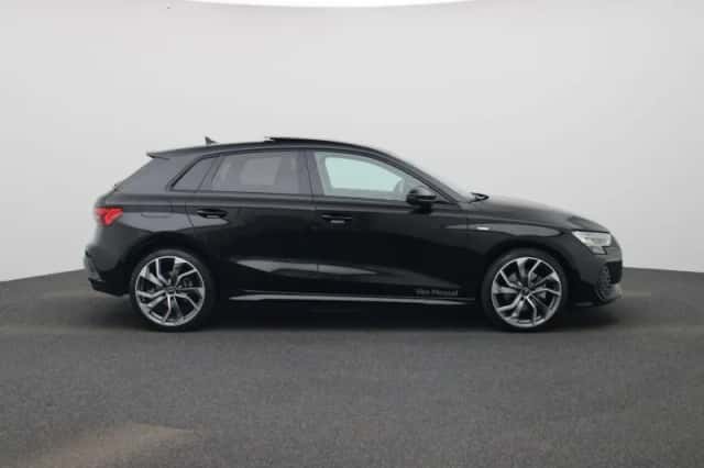Audi A3 (2025) thumbnail 6