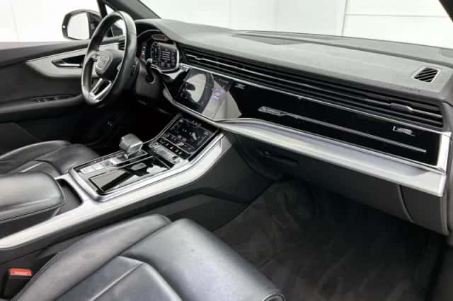 Audi Q7 (2021) thumbnail 15