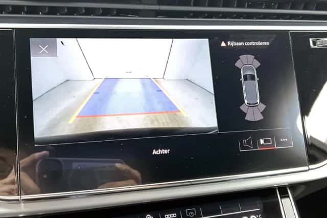 Audi Q7 (2021) thumbnail 21