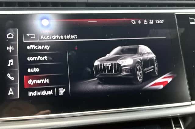 Audi Q7 (2021) thumbnail 25