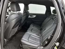 Audi Q7 (2021) thumbnail 30