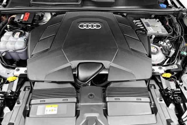 Audi Q7 (2021) thumbnail 36
