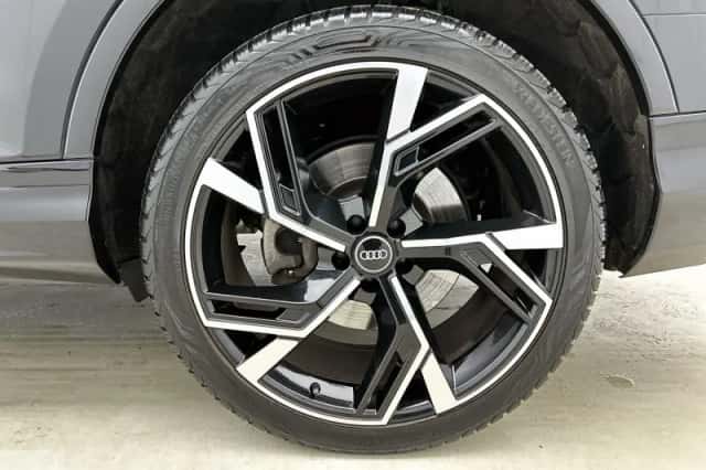 Audi Q7 (2021) thumbnail 6