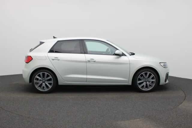 Audi A1 (2025) thumbnail 6