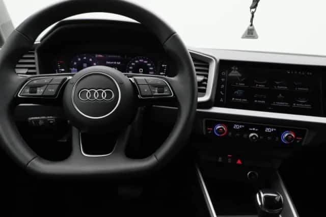 Audi A1 (2025) thumbnail 7