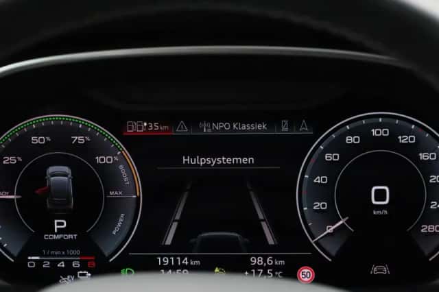 Audi Q3 (2023) thumbnail 17