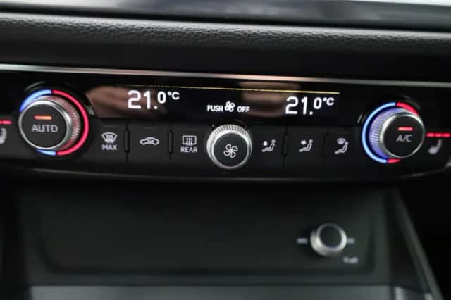 Audi Q3 (2023) thumbnail 24