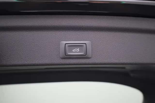 Audi Q3 (2023) thumbnail 41