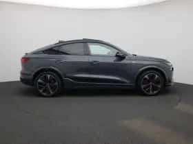 Audi Q6 e-tron (2025) thumbnail 6