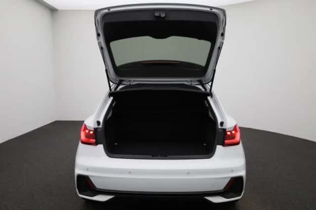 Audi A1 (2025) thumbnail 11