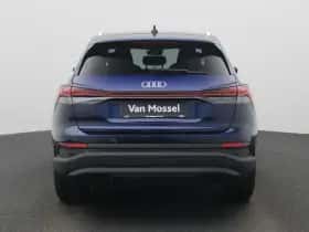 Audi Q4 e-tron (2025) thumbnail 5