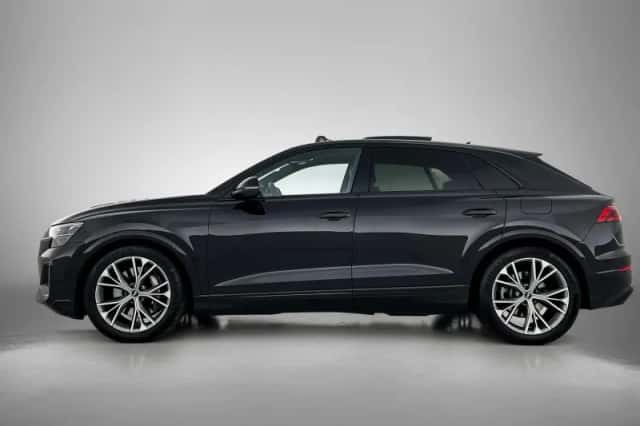 Audi Q8 (2025) thumbnail 2