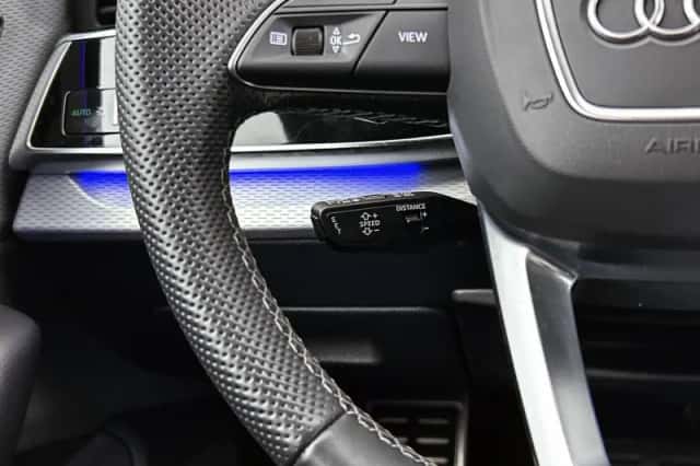 Audi Q8 (2025) thumbnail 6