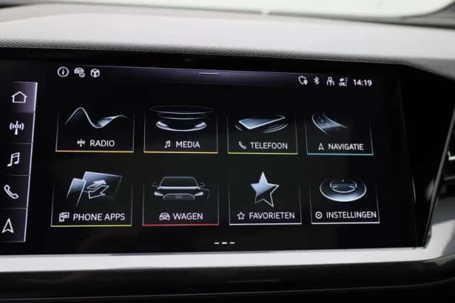 Audi Q4 (2025) thumbnail 18