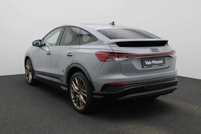 Audi Q4 (2025) thumbnail 3