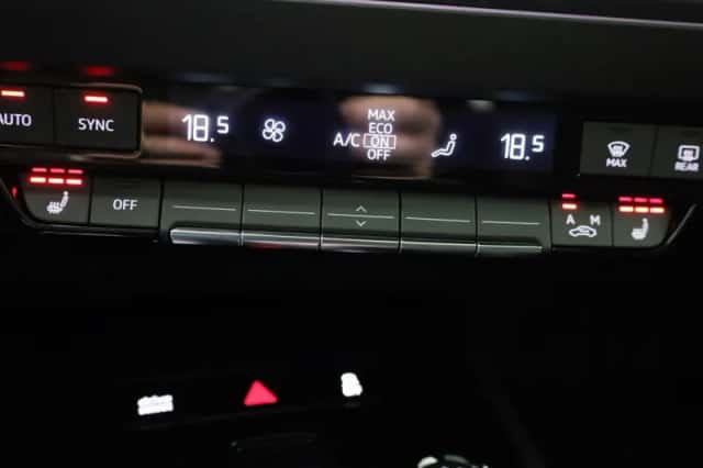 Audi Q4 (2025) thumbnail 23