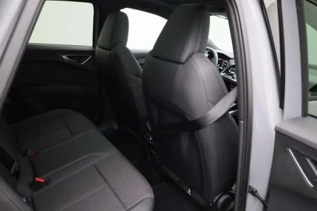 Audi Q4 (2025) thumbnail 38