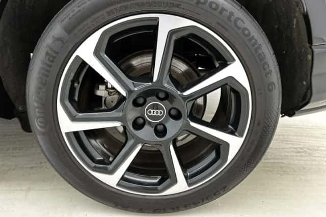 Audi Q3 (2021) thumbnail 6
