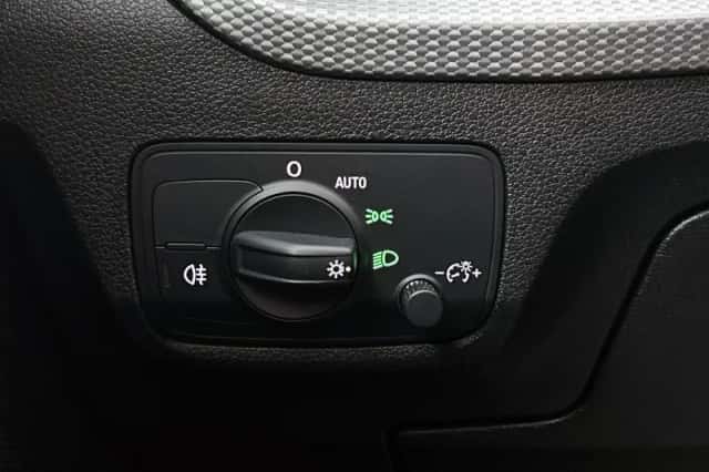 Audi Q2 (2023) thumbnail 23