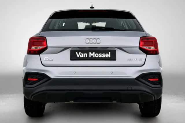 Audi Q2 (2023) thumbnail 4