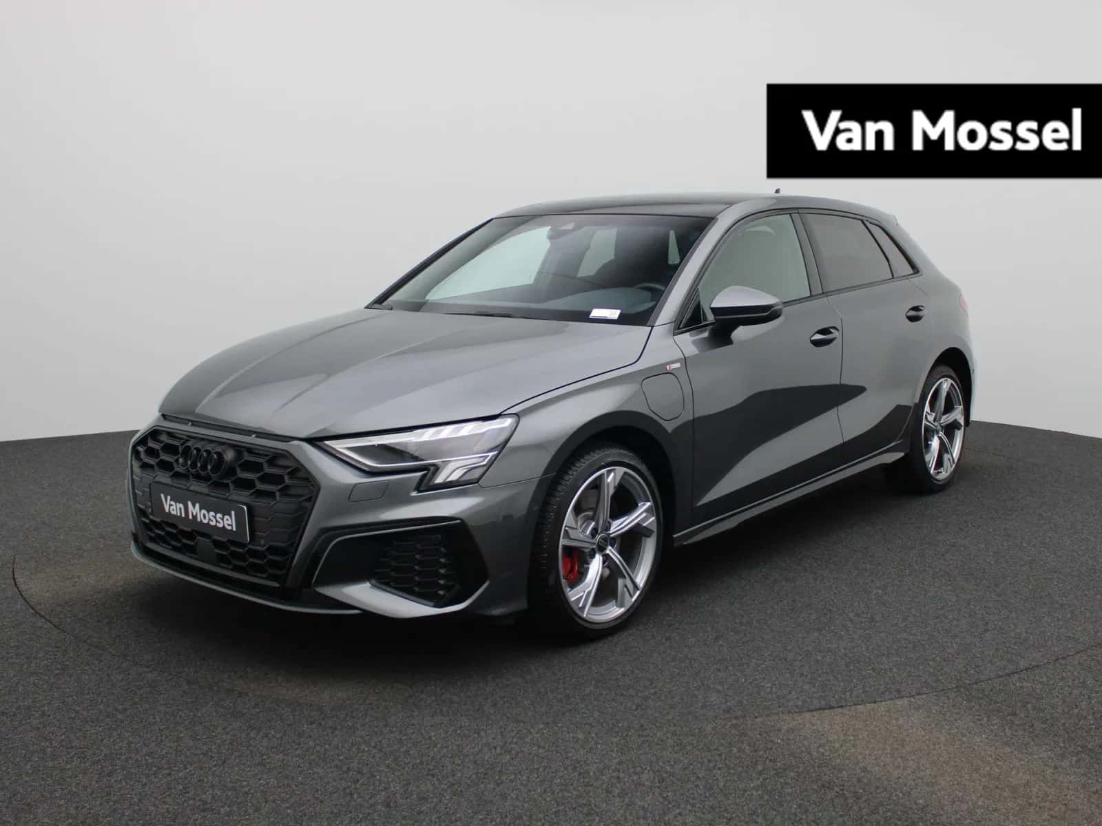 Audi A3 (2024) — foto 1