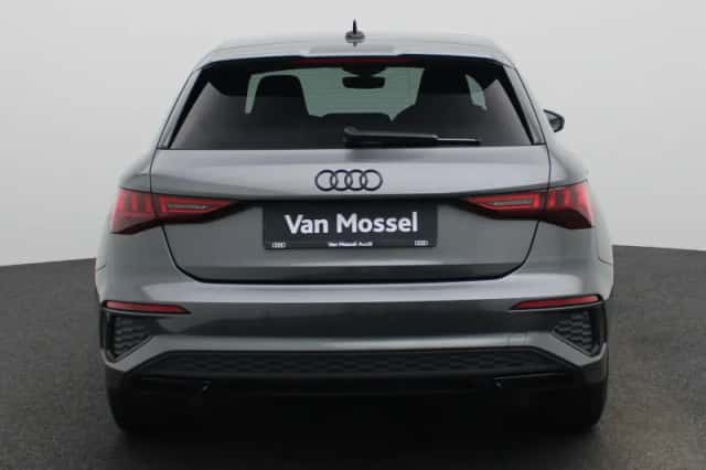 Audi A3 (2024) thumbnail 5