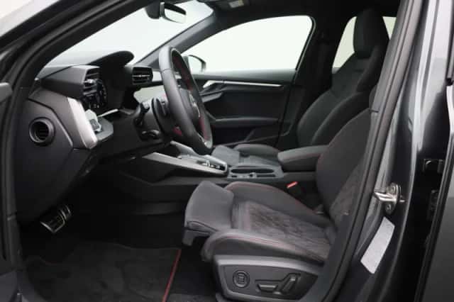 Audi A3 (2024) thumbnail 8