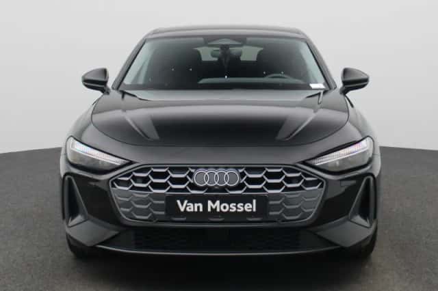 Audi A5 (2025) thumbnail 2