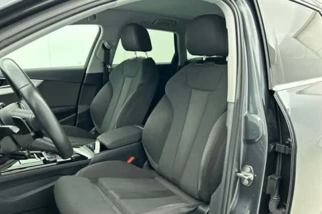 Audi A4 (2020) thumbnail 7