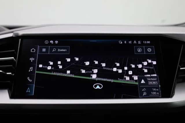 Audi Q4 e-tron (2023) thumbnail 17