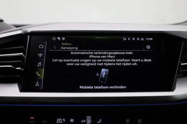 Audi Q4 e-tron (2023) thumbnail 23
